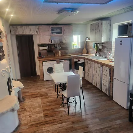 Zoeldlak Kovagotottos